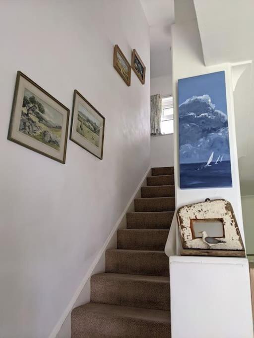 Cliffside Apartment Cowes  Bagian luar foto